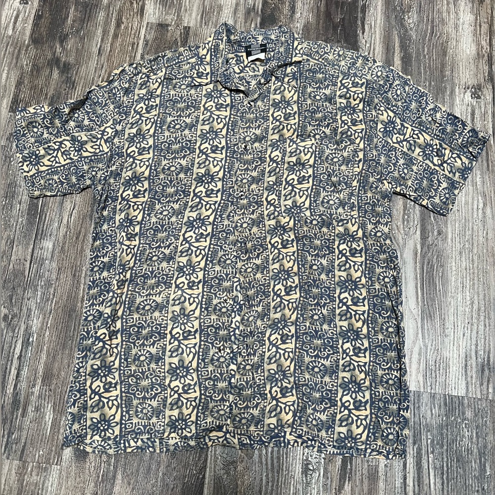 Men Hawaiian Button Up Shirt